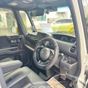 HONDA N-BOX 2023