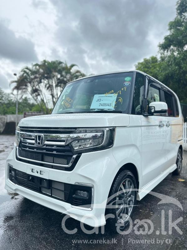 HONDA N-BOX 2023