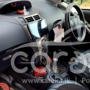 TOYOTA VITZ 2010