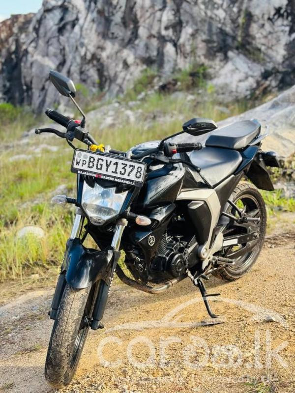 YAMAHA FZ V2 2018