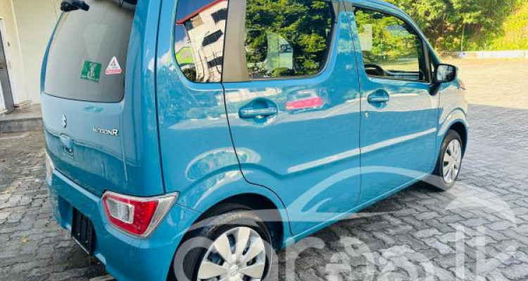 SUZUKI WAGON R 2024