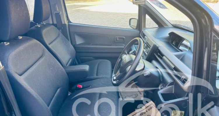SUZUKI WAGON R 2024