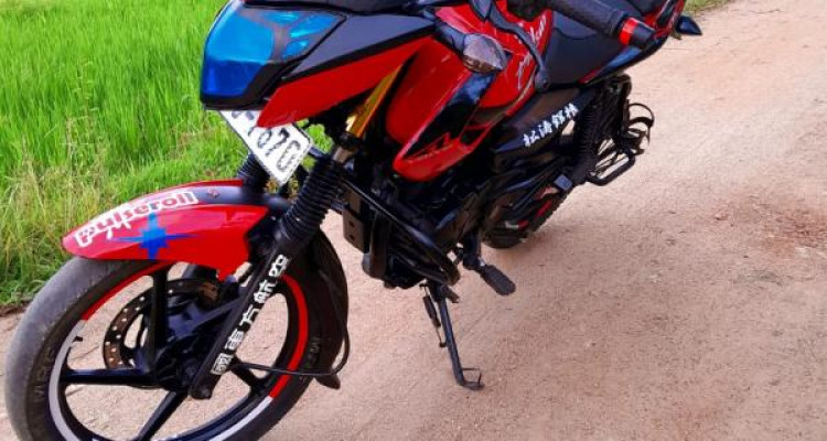 BAJAJ PULSAR 135 2010