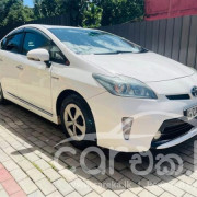 TOYOTA PRIUS 2015