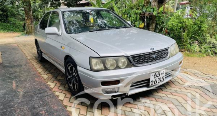 NISSAN BLUEBIRD SU14 1999