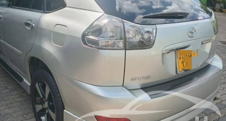 TOYOTA HARRIER 2007