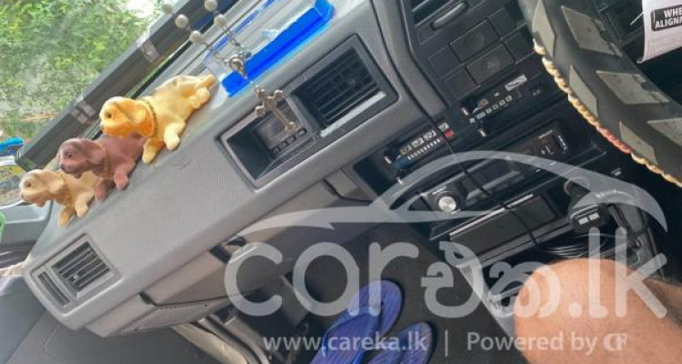 NISSAN SUNNY HB12 1986