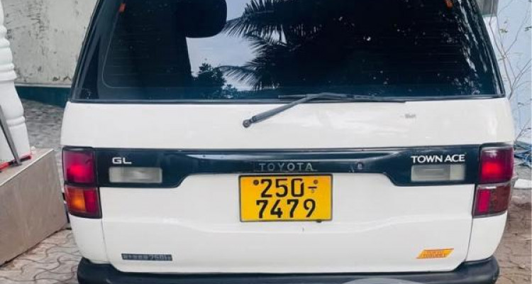 TOYOTA TOWNACE CR27 1992
