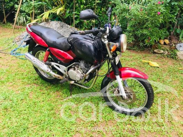 BAJAJ PULSAR 180 2004