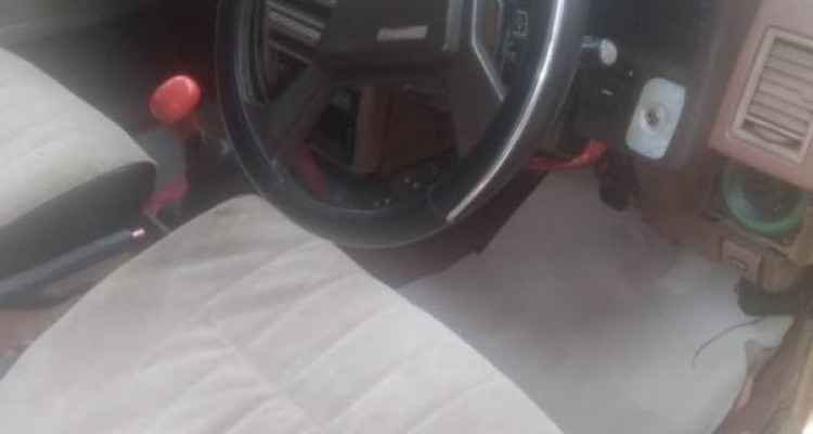 TOYOTA CARINA 1983
