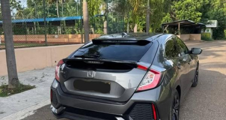 HONDA CIVIC 2018