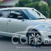 SUZUKI SWIFT 2010