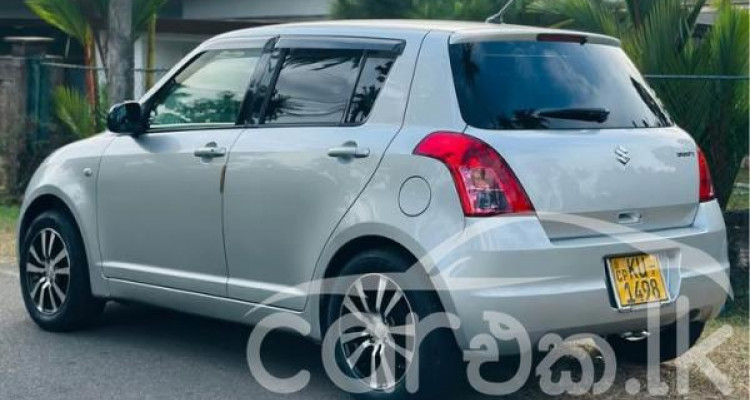 SUZUKI SWIFT 2010