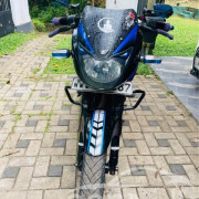 BAJAJ PULSAR 180 2010