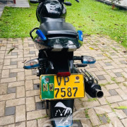 BAJAJ PULSAR 180 2010