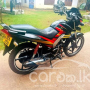 MAHINDRA CENTURO 2016