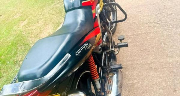 MAHINDRA CENTURO 2016