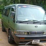 NISSAN CARAVAN 1994