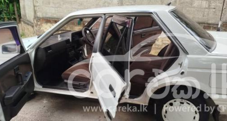 NISSAN SUNNY FB12 1988