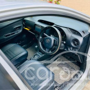 TOYOTA VITZ 2017