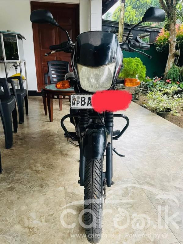 BAJAJ PLATINA 2013