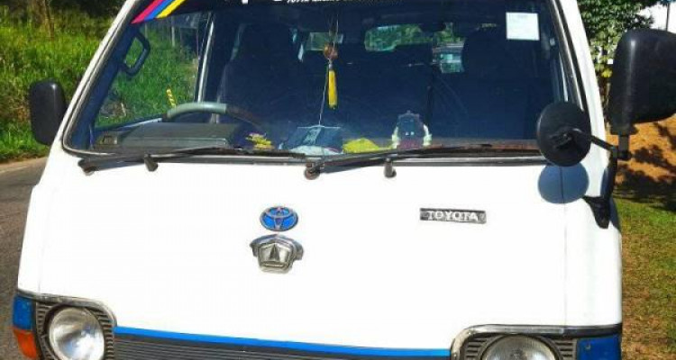 TOYOTA HIACE LH20 1980