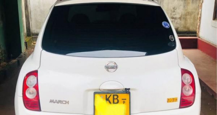 NISSAN MARCH K12 2002