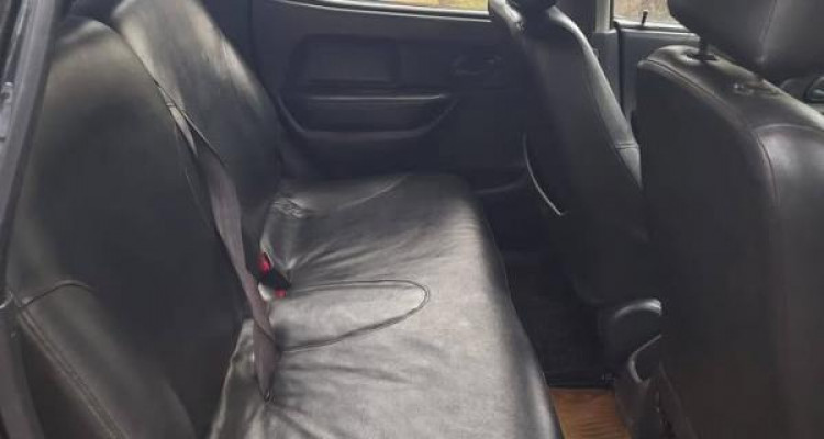 SUZUKI SWIFT 2002