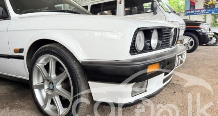 BMW E30 1990