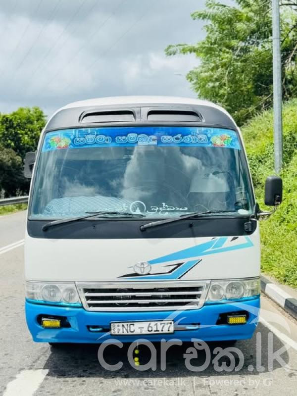 TOYOTA COASTER 2016