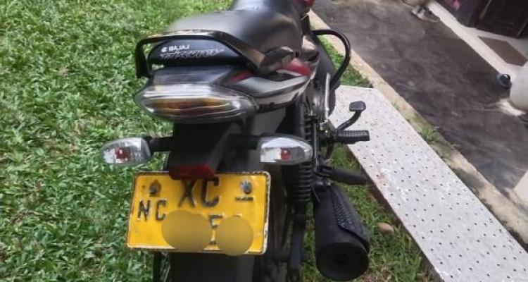 BAJAJ DISCOVER 2011
