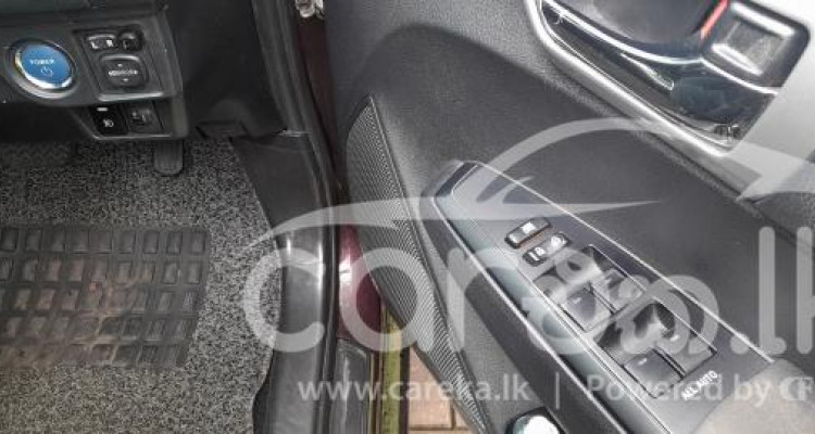 TOYOTA AXIO 2014