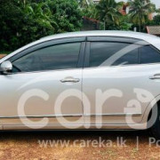 TOYOTA PREMIO 2018
