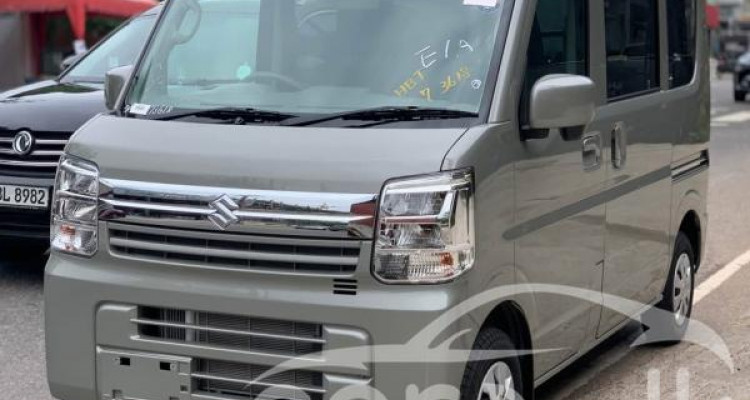 SUZUKI EVERY 2024