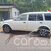 NISSAN WAGON 1985