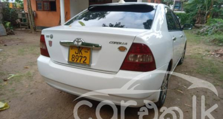 TOYOTA COROLLA 121 2001