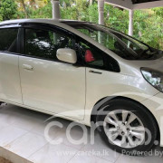 HONDA FIT GP1 2012