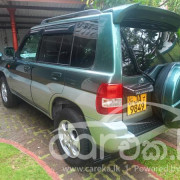 MITSUBISHI PAJERO 2001