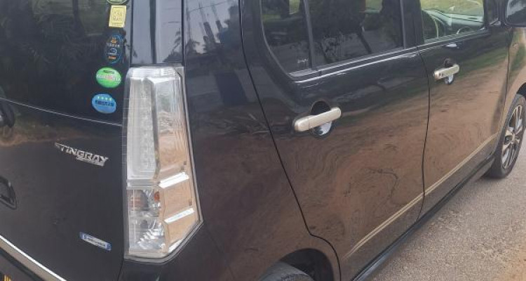 SUZUKI WAGON R STINGRAY 2015