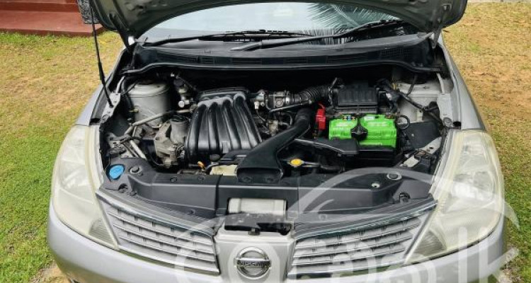 NISSAN TIIDA 2007