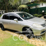 NISSAN TIIDA 2007