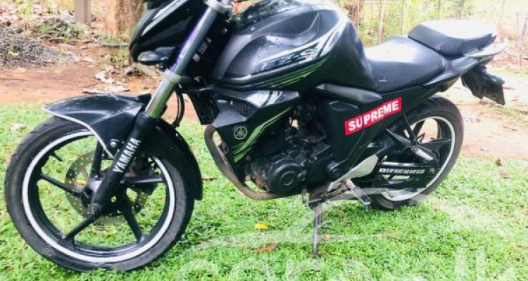 YAMAHA FZ 2018