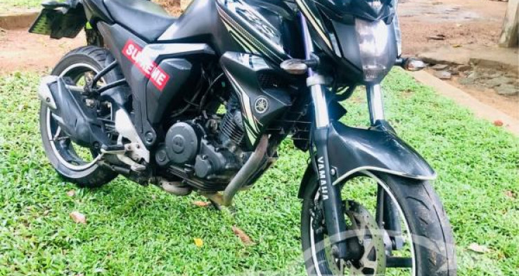 YAMAHA FZ 2018