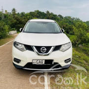 NISSAN X TRAIL 2015