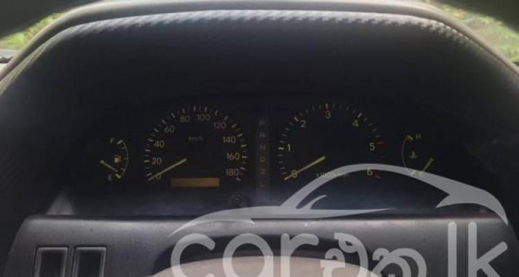 TOYOTA CARINA 2001