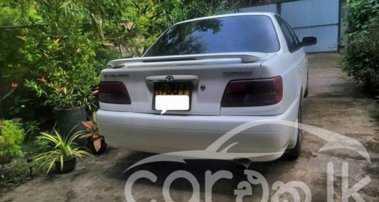 TOYOTA CARINA 2001