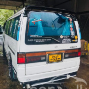 NISSAN CARAVAN 1994