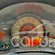 TOYOTA VITZ 2017