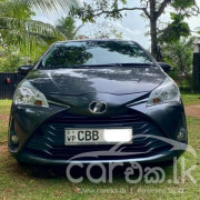 TOYOTA VITZ 2017