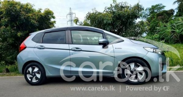HONDA FIT GP5 2013